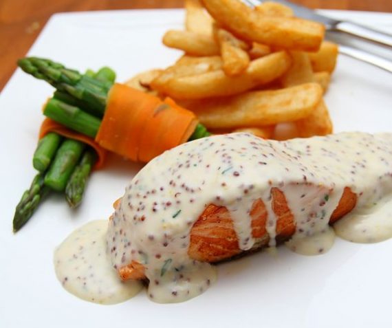 Verse zalmfilet vol met gezonde vetten
