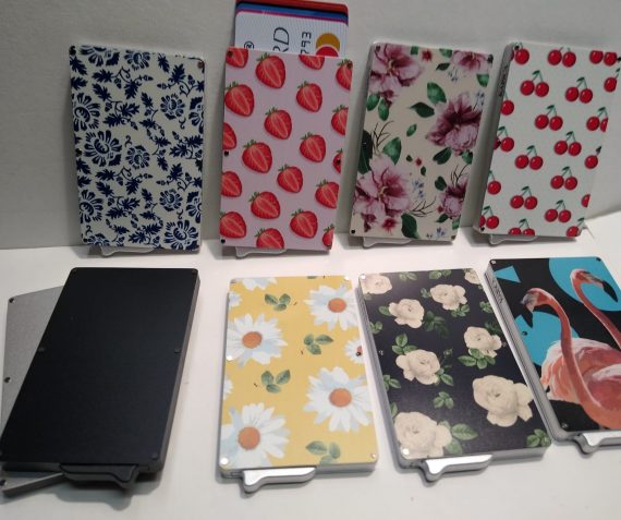 Fancy antiskim wallet