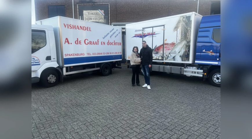 Een vertrouwde nieuwe Visverkoper op de markt