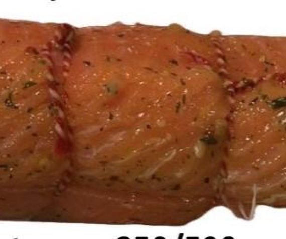 Zalmrolade met notentapenade